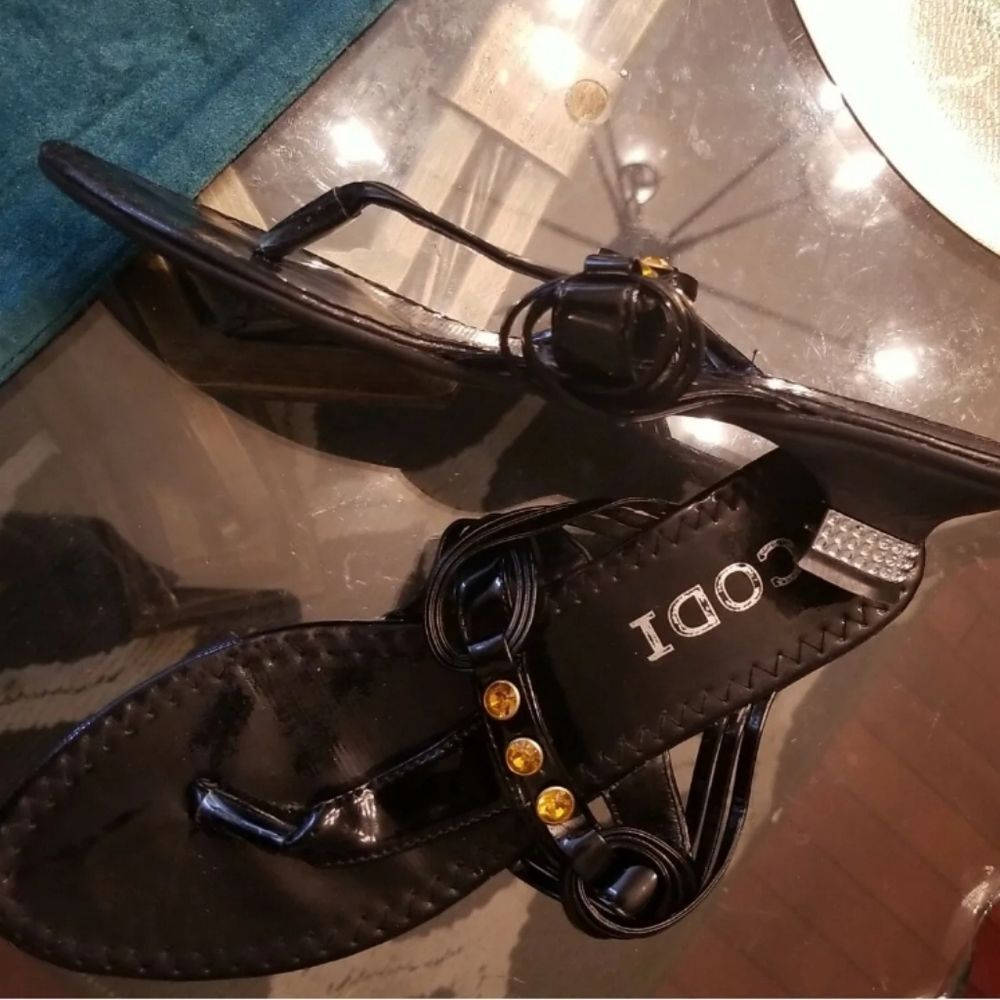 Codi Black Patent Look Crystal 2" Heel Mule Thong Sandals Yellow  Jewels 41/Sz.9